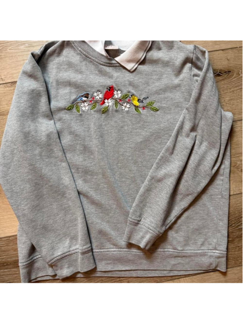 Vintage embroidered bird sweatshirt with mock neck collar